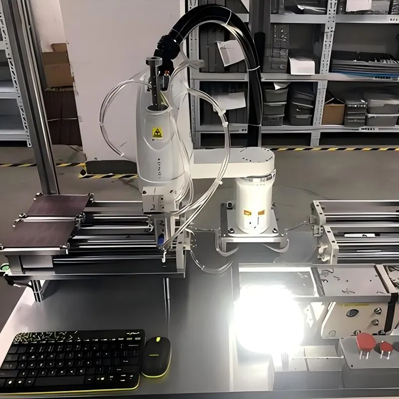 Sistema di posizionamento visivo della lastra del braccio robotico